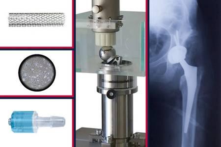 Scientist analyzing samples under a microscope, representing Materials Metric’s ISO 10993 biological safety and toxicology consulting services