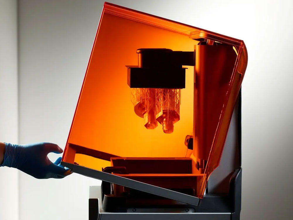 Stereolithography (SLA) / Digital Light Processing (DLP)