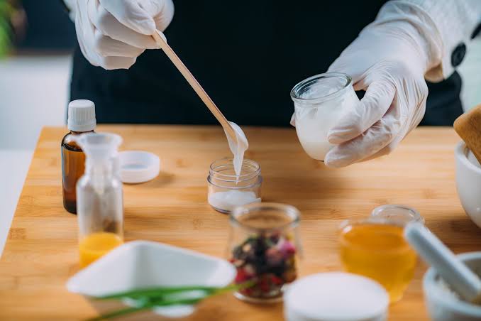 Cosmetic Ingredient & Formulation Analysis